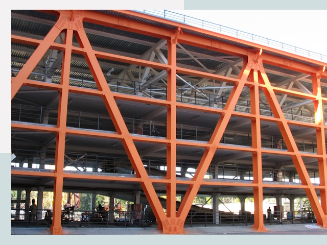 Многоуровневые паркинги в Нягань от 611 руб.